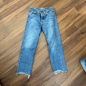 Levis Wedgie straight jeans